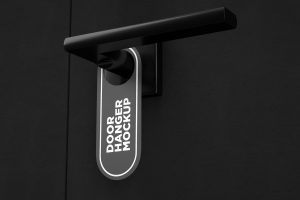 Door Hanger Mockup 001