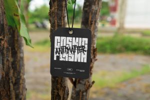 Hangtag outdoor mockup