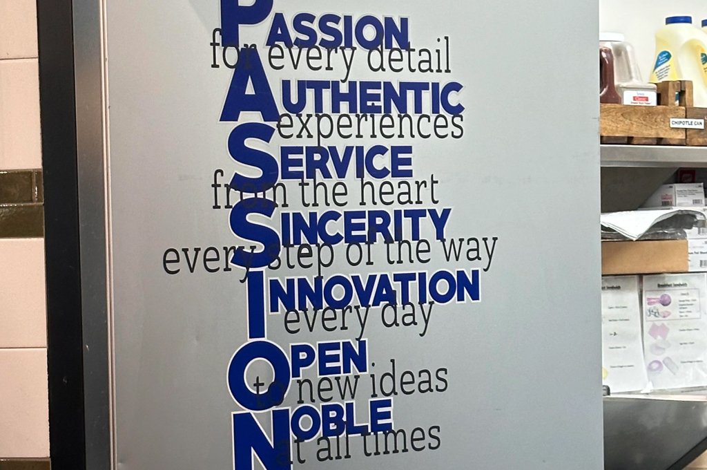 Bad-Graphic-Design-2-6.jpg